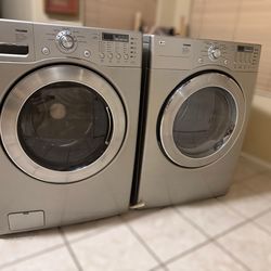 *PENDING PICKUP* LG Front Load Washer & Dryer