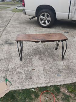Live wood coffee table 44 in length 15 in wide 20 in height 170 or best offer