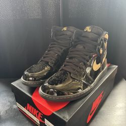Jordan 1 “Black Metallic” Size 11