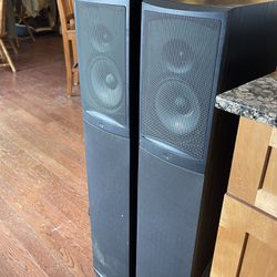 Infinity RS8 Tower Floor Speakers W/powered Subwoofers
