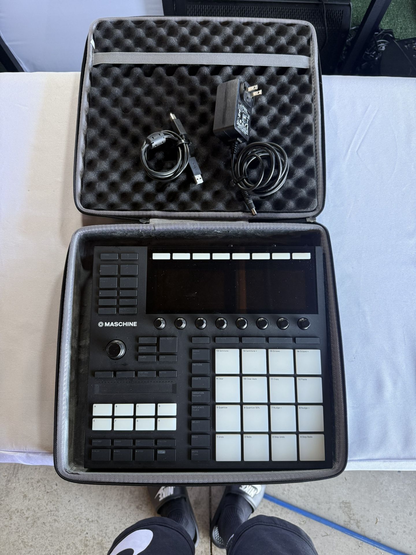 Native Instruments Maschine MK3