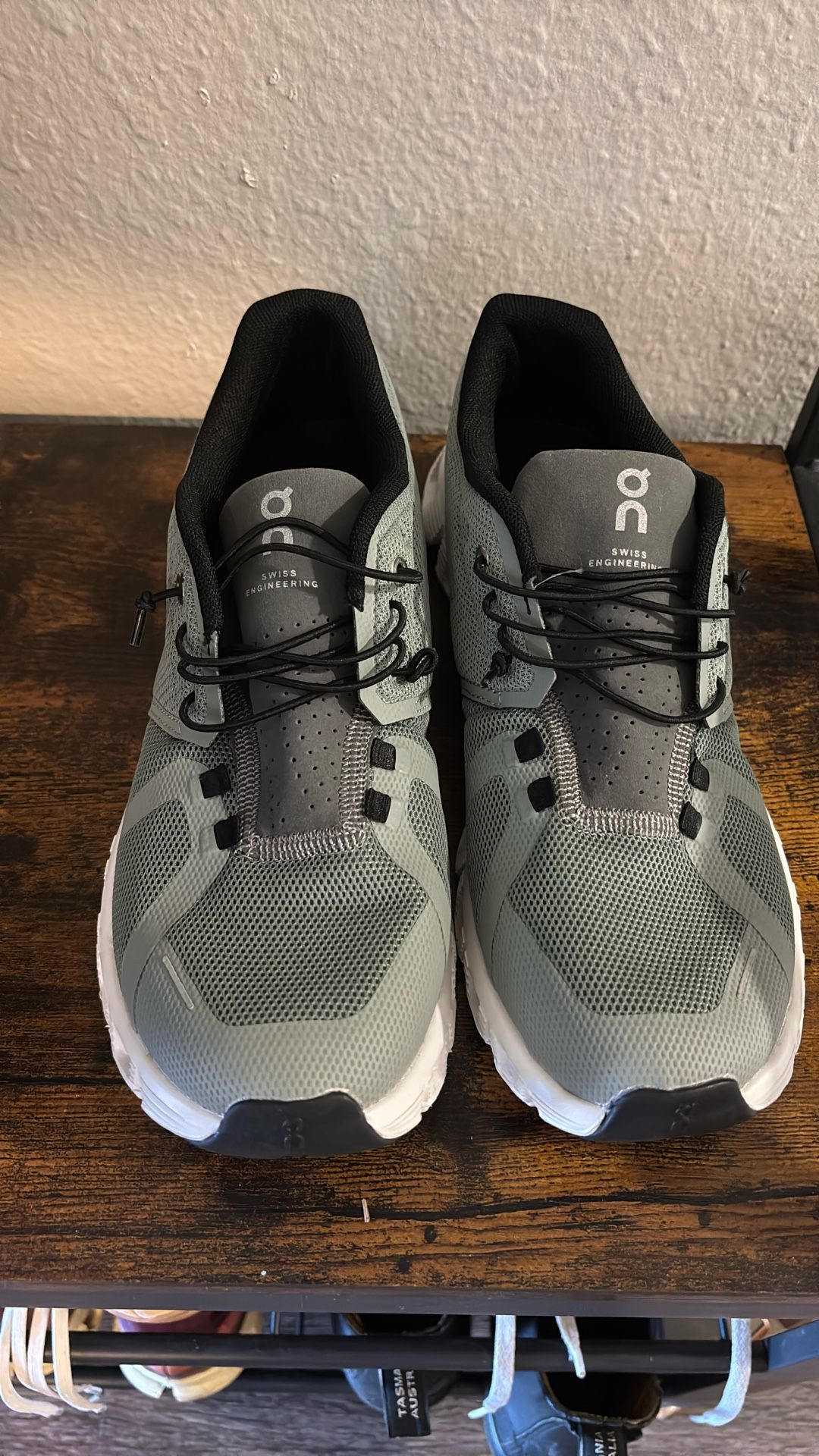 ON Cloud Lifestyle Shoes New