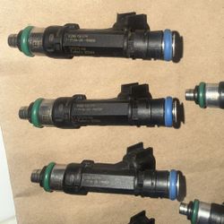 2017 Mustang Gt   Ford Racing 47 LB/HR Fuel Injector Set 8 Injectors