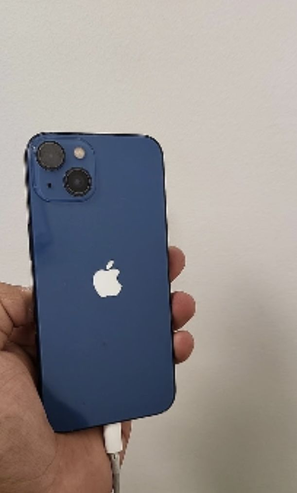 iPhone 13