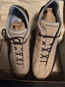 Shoes Jordan tan with blue  gym shoes