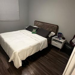 Queen size Bed and Matrss