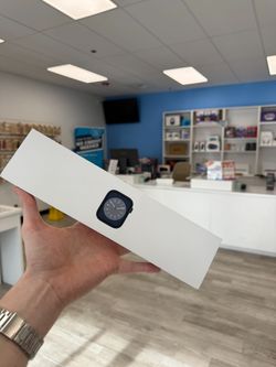 Apple - Watch Series 8 41mm (GPS) Silver Aluminum Opened Box