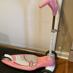 Girl Scooter. Adjustable Handle Height