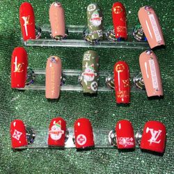 Designer  Press On Nails Size M