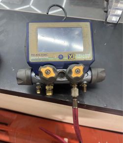 Yellow jacket P51-870 Titan Digital Manifold