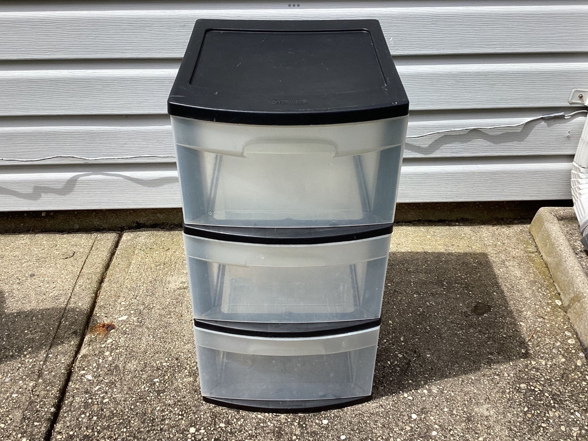 Preowned Sterlite 3 Clear Drawer Plastic Storage Container 24” Tall Black Frame