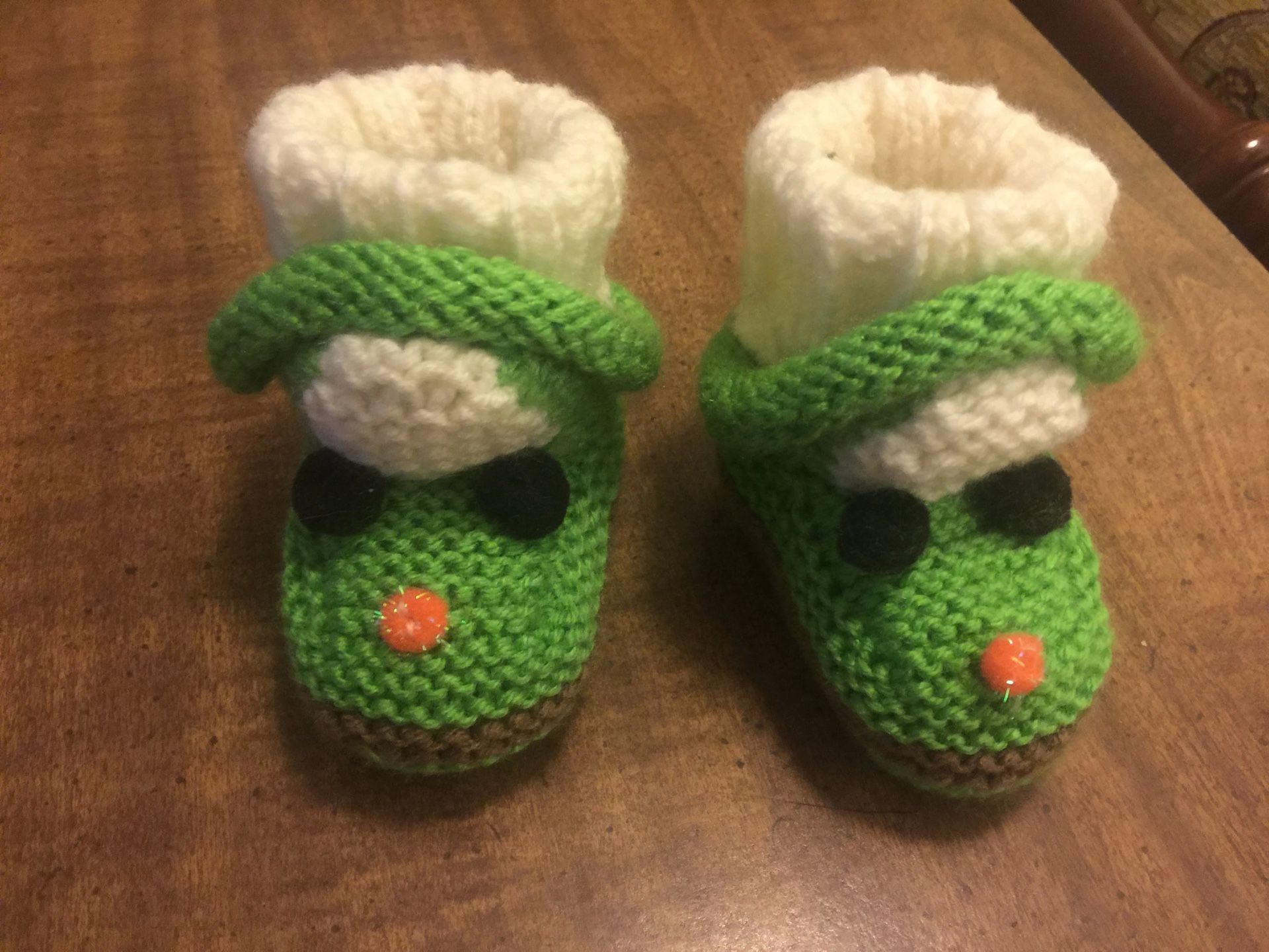 Handmade Knitted Baby Booties in Green and White With Cars