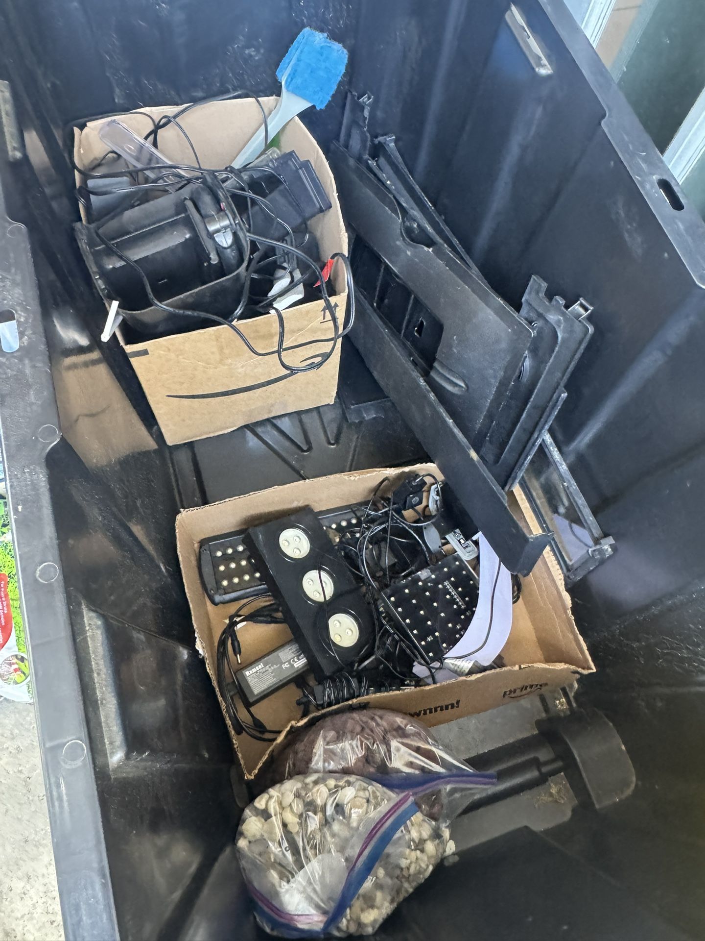 Large Lot of Aquarium Accessories – Filters, Lights, Pumps & More!