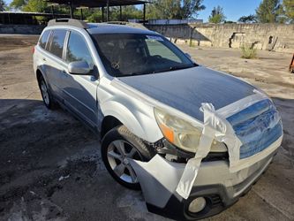 2010-2016 Subaru Outback For Parts