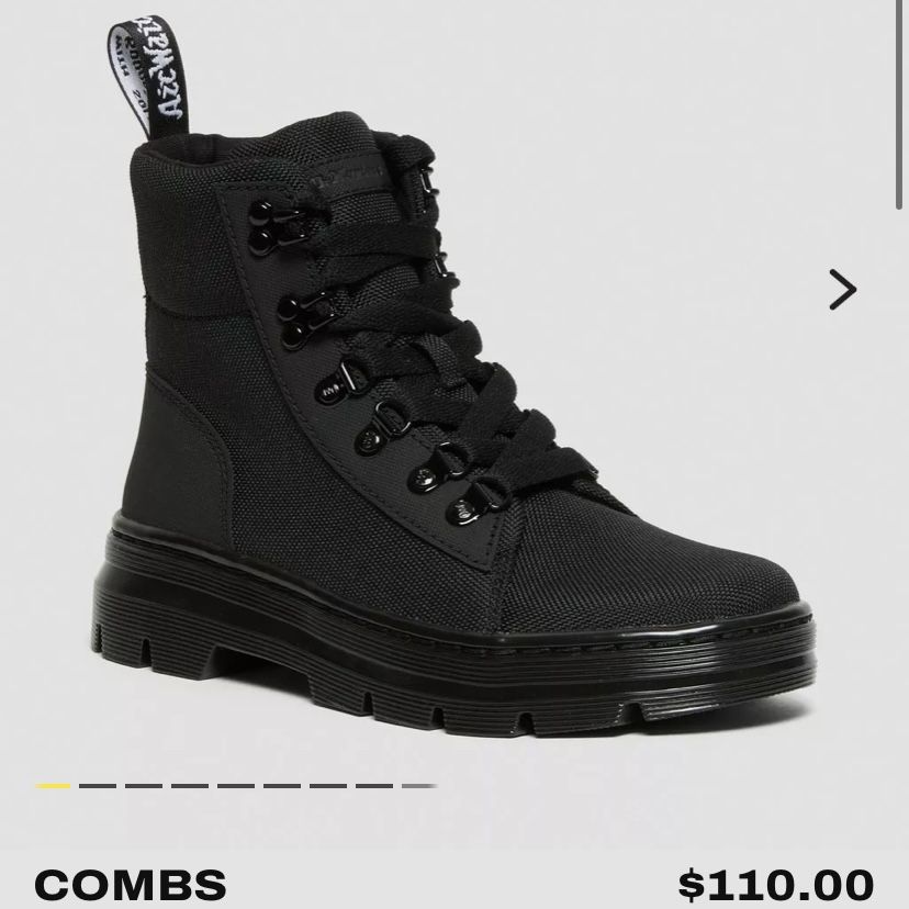 Dr Martens Ladies Black Comb Boots Size 9