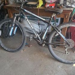 Trek Mountain Bike
