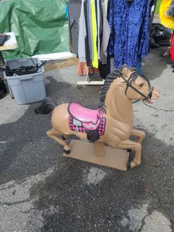 Horse Centerpiece