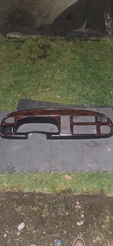 OEM Woodgrain 94-02 Dodge Ram Dash Bezel