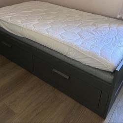 Twin Bed 