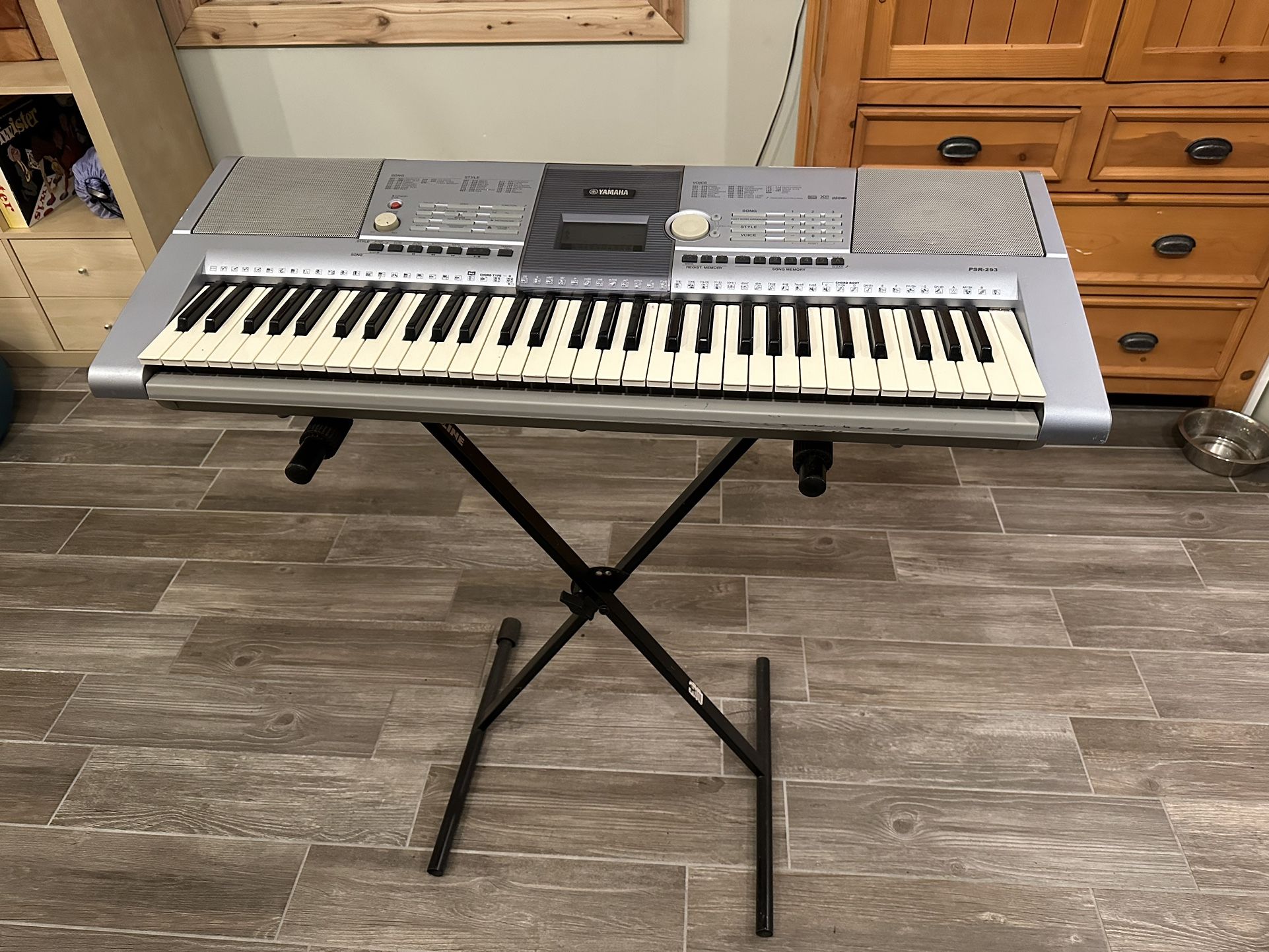 Yamaha Piano Keyboard