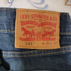 Levi's Jeans (Make Me An Offer)