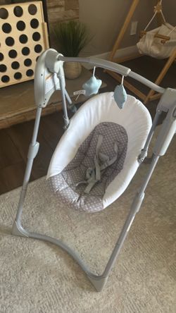 Graco Baby Swing