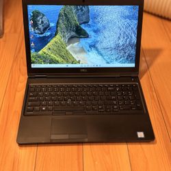 Laptop Dell Latitude 5580 Windows 11 Pro Computer
