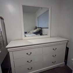 White Dresser with Mirror
