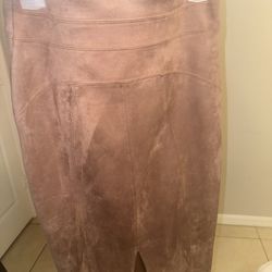 Brown suede midi skirt #glamour