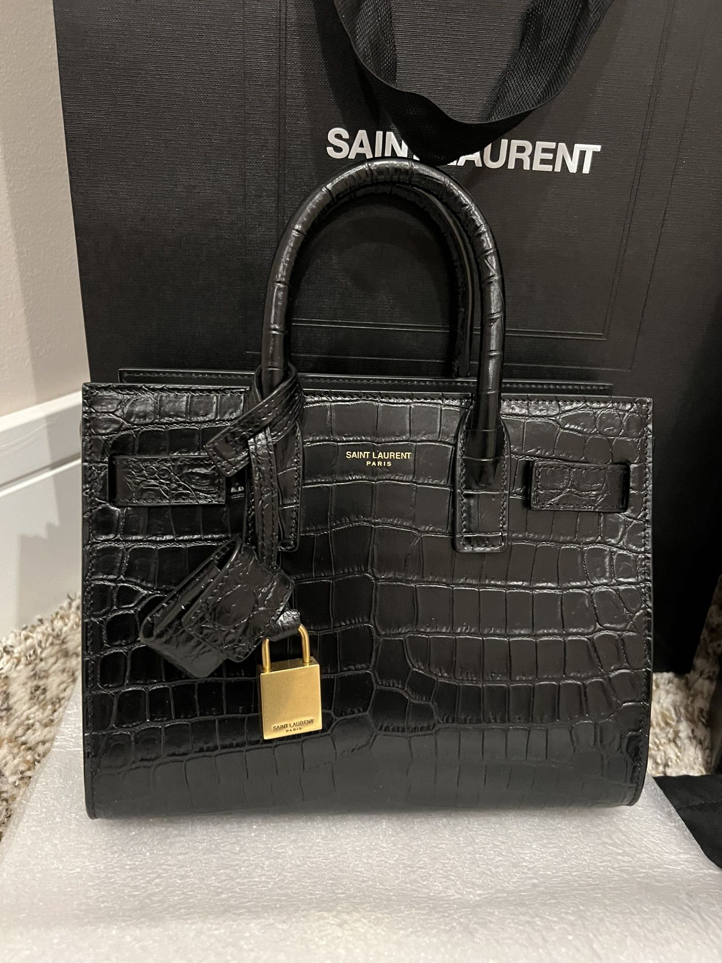 NEW AUTHENTIC SAINT LAURENT SAC DE JOUR NANO IN BLACK CROC LEATHER