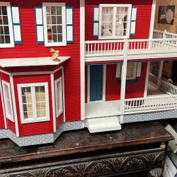 All American Farmhouse Dollhouse 