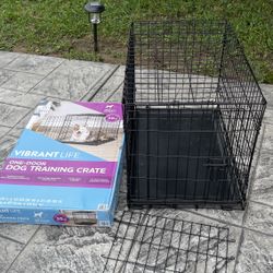 Vibrant Life 30” medium Single Door Folding Metal Wire Dog Crate with Divider and Tray