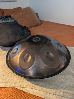 22" Hand pan in D minor