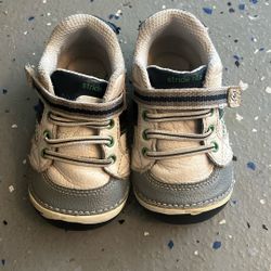 Stride Rite Shoes Size 5W