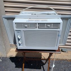 TCL 5000 Btu,s Air-conditioned 