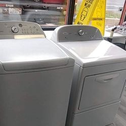 Washer And Gas Dryer Set For $690