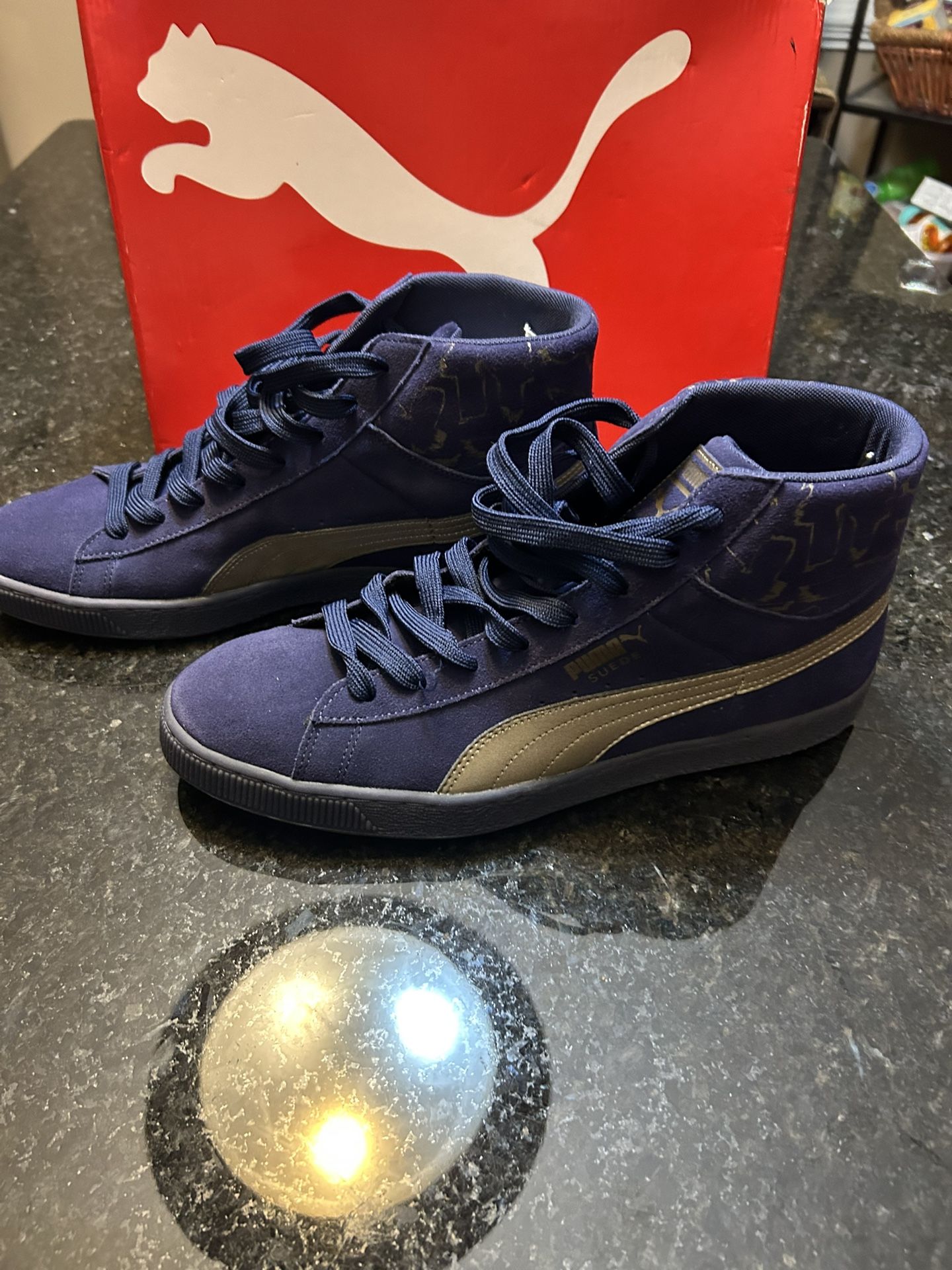 New New Men’s Pumas Size 12