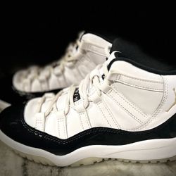 Jordan 11 Retro "DMP Gratitude" White/Metallic Gold-Black