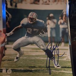 Autographed Photos Of NFL GREAT Eddie George  With COA 