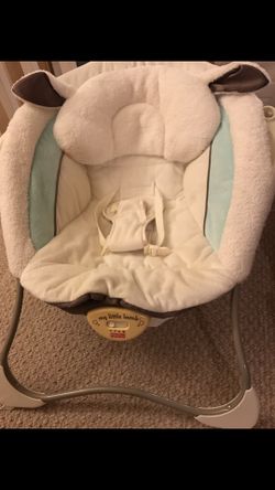 Baby lamb chair