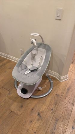 Momcozy swing bouncer