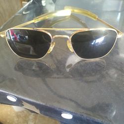 Vintage Sun Glasses 12kgf