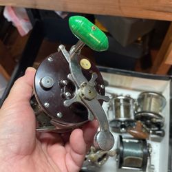 Old Penn Fishing Reels 3 Total 