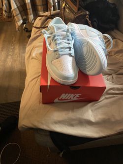 Men’s Nike Dunks