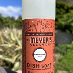 Mrs. Meyer’s Clean Day Dish Soap
