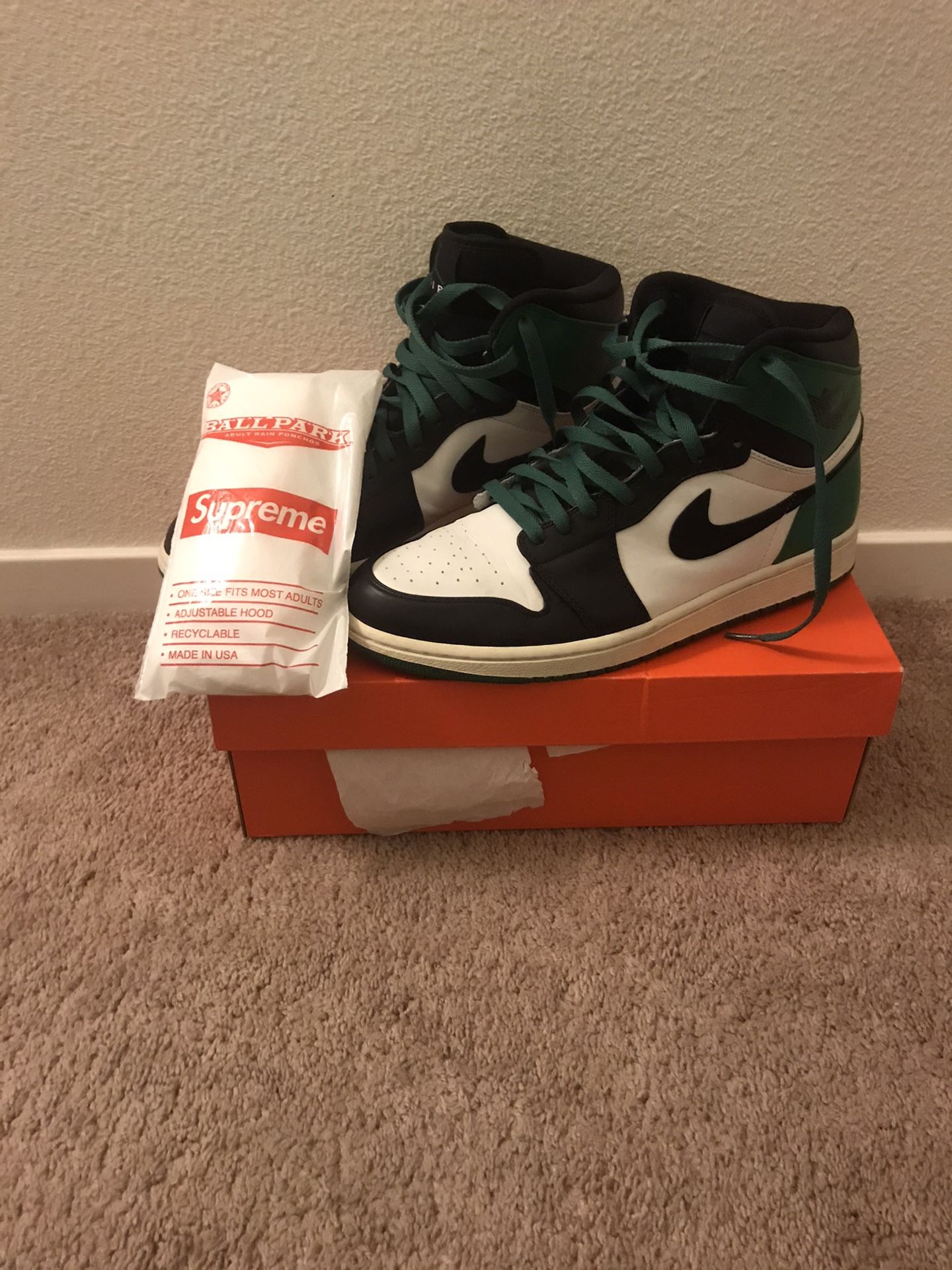 Jordan 1 Celtics + supreme poncho