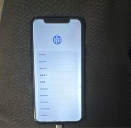 Apple iPhone XR Black iOS Smartphone  Cracked Back For Parts