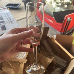 Glass Champagne Flutes / Glasses
