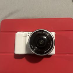 Sony ZV-E10