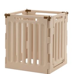 Four panel indoor outdoor play pen that converts between a play pen and a pet gate